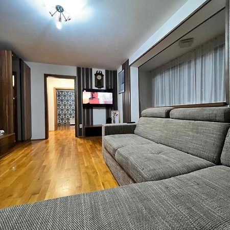 Debo Apartament Lugoj Exterior foto
